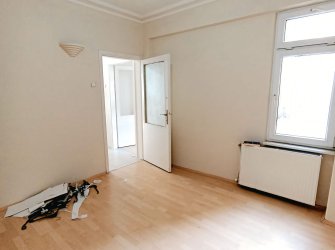 SAMSUN İLKADIM ÇİFTLİK MAH. 2+1 2.KAT DOĞALGAZLI BALKONLU MERKEZİ KONUMDA KREDİYE UYGUN FIRSAT DAİRE.. 