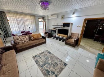 SAMSUN İLKADIM KALKANCI MH. 3+1 135 M2 2. KAT TRAMVAYA YAKIN CADDEYE CEPHE ÇİFT BALKONLU OTOPARKLI SİTE İÇİ FIRSAT DAİRE.