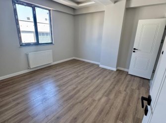 SAMSUN İLKADIM KALKANCI MH. 3+1 130 M2 1. KAT EBEVEYN BANYOLU BÜYÜK BALKONLU MERKEZİ KONUMDA KREDİYE UYGUN FIRSAT DAİRE..