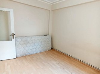 SAMSUN İLKADIM ÇİFTLİK MAH. 2+1 2.KAT DOĞALGAZLI BALKONLU MERKEZİ KONUMDA KREDİYE UYGUN FIRSAT DAİRE.. 