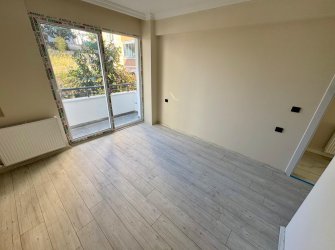 SAMSUN İLKADIM KIŞLA MH. 2+1 4. KAT 100 M2 EBEVEYN BANYOLU ÇİFT BALKONLU KREDİYE UYGUN FIRSAT DAİRE..
