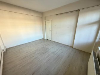 SAMSUN İLKADIM LİMAN MH 2+1 100.YIL BLV 20 METRE ARA KAT FIRSAT DAİRE 