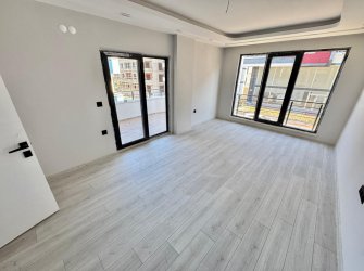 SAMSUN İLKADIM KALKANCI MH. 2+1 100 M2 1. KAT YERDEN ISITMALI SALON MUTFAK AYRI SIFIR FIRSAT DAİRELER.. 
