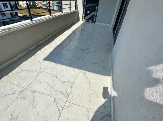 SAMSUN İLKADIM KALKANCI MH. 3+1 130 M2 1. KAT EBEVEYN BANYOLU BÜYÜK BALKONLU MERKEZİ KONUMDA KREDİYE UYGUN FIRSAT DAİRE..