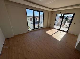 SAMSUN İLKADIM KARASAMSUN MH. 2+1 100 M2 1. KAT EBEVEYN BANYOLU SIFIR FIRSAT DAİRELER.