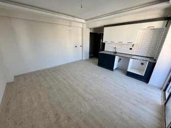 SAMSUN ATAKUM KÖRFEZ MH. 1+1 55 M2 5. KAT YERDEN ISITMALI SOĞUKSU BULVARINA CEPHE İSKANI ALINMIŞ KREDİYE UYGUN FIRSAT DAİRE..