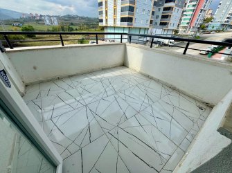 SAMSUN İLKADIM TEPECİK MH. 3+1 125 M2 2. KAT EBEVEYN BANYOLU OTOPARKLI KREDİYE UYGUN FIRSAT DAİRE..