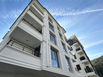SAMSUN ATAKUM ÇAKIRLAR YALI MAH 2+1 AMERİKAN MUTFAK YERDEN ISITMA 75m2 GENİŞ BALKONLU OTOPARKLI 3.KAT SIFIR FIRSAT DAİRE