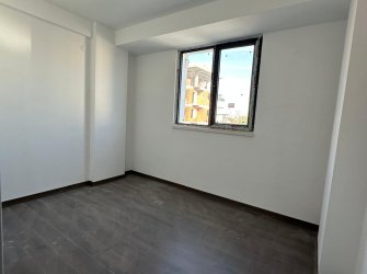SAMSUN ATAKUM ÇAKIRLAR YALI MAH 2+1 AMERİKAN MUTFAK YERDEN ISITMA 75m2 GENİŞ BALKONLU OTOPARKLI 3.KAT SIFIR FIRSAT DAİRE