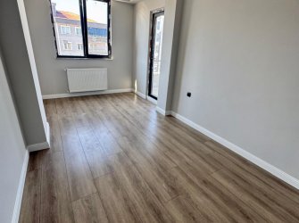 SAMSUN İLKADIM KALKANCI MH. 3+1 130 M2 1. KAT EBEVEYN BANYOLU BÜYÜK BALKONLU MERKEZİ KONUMDA KREDİYE UYGUN FIRSAT DAİRE..
