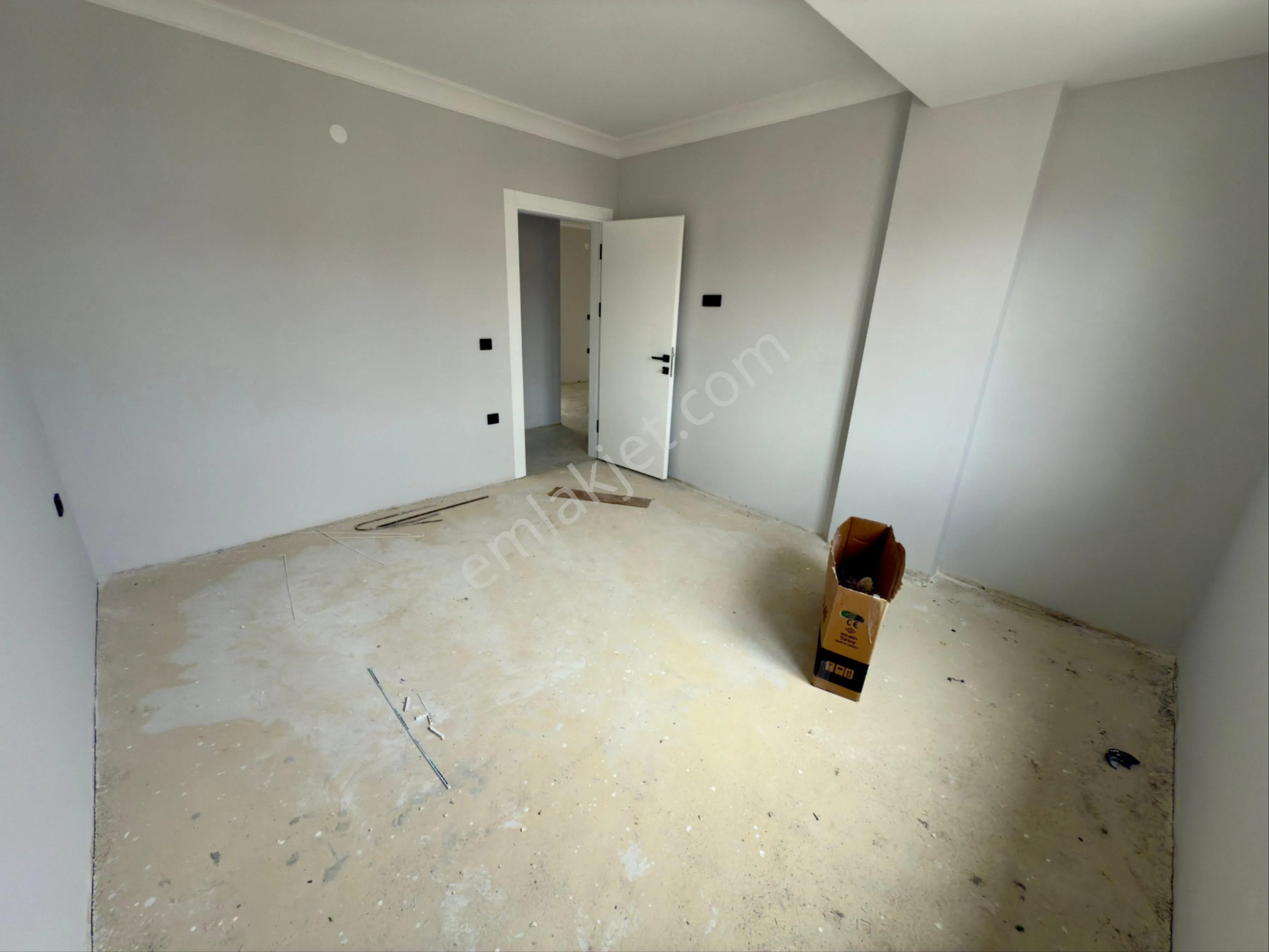 SAMSUN İLKADIM KIŞLA MH 3+1 145m2 KAT VE CEPHE SEÇENEKLİ YERDEN ISITMALI EBEVEYN BANYOLU CADDEYE CEPHE 2 AYA TESLİM SATILIK SIFIR LÜX DAİRELER