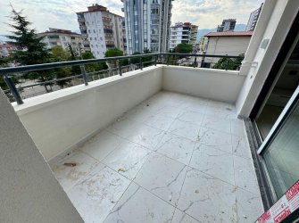 SAMSUN İLKADIM KIŞLA MH. 3+1 1. KAT 130 M2 EBEVEYN BANYOLU KREDİYE UYGUN SIFIR FİRSAT DAİRE..