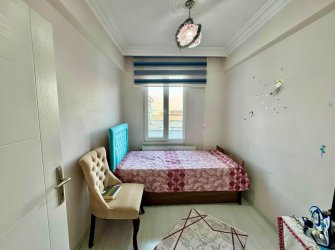 EVİM-NUR'DAN BAHÇELİEVLER MAH. 3+1 150 M2 4-5. KAT ASANSÖRLÜ İÇTEN MERDİVENLİ DENİZ MANZARALI DIŞ CEPHELİ MERKEZİ KONUMDA FIRSAT DUBLEKS DAİRE..