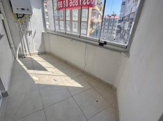 SAMSUN İLKADIM LİMAN MH. 2+1 3. KAT 100 M2 ASANSÖRLÜ CAM BALKONLU İÇİ FULL YAPILI FIRSAT DAİRE.. 