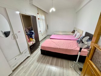 SAMSUN İLKADIM KALKANCI MH. 3+1 135 M2 2. KAT TRAMVAYA YAKIN CADDEYE CEPHE ÇİFT BALKONLU OTOPARKLI SİTE İÇİ FIRSAT DAİRE.