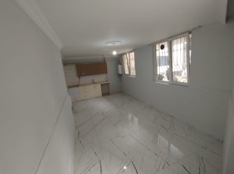 SAMSUN İLKADIM ADALET MAH 1+1 DOĞALGAZLI 6 YILLIK OTOPARKLI ASANSÖRLÜ 70m2 BAHÇE KAT KUPON DAİRE