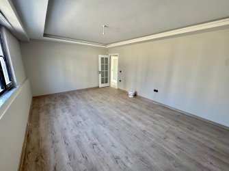 SAMSUN İLKADIM KIŞLA MH. 3+1 1. KAT 130 M2 EBEVEYN BANYOLU YERDEN ISITMALI KREDİYE UYGUN FIRSAT DAİRE.. 