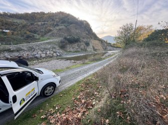 SAMSUN İLKADIM AŞAĞIAVDAN MH. 8.000 M2 IRMAK KENARINDA YOLA CEPHE ELEKTRİK YOL SU PROBLEMİ YOK BUNGALOV İÇİN MÜKEMMEL LOKASYONDA FIRSAT TARLA..