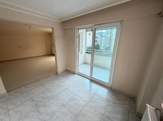 SAMSUN CANİK KARŞIYAKA MH 3+1 125m2 1.KAT CAM BALKONLU ASANSÖRLÜ AÇIK OTOPARKLI KİRALIK DAİRE