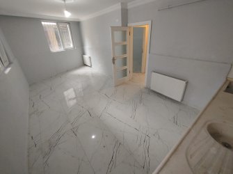SAMSUN İLKADIM ADALET MAH 1+1 DOĞALGAZLI 6 YILLIK OTOPARKLI ASANSÖRLÜ 70m2 BAHÇE KAT KUPON DAİRE