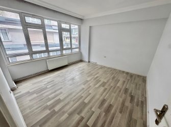 SAMSUN İLKADIM ÇİFTLİK MH. 3+1 120 M2 2. KAT ASANSÖRLÜ DIŞ CEPHELİ ÇİFTLİK CADDESİNE CEPHE İŞ YERİNE MÜSAİT KİRALIK DAİRE.. 