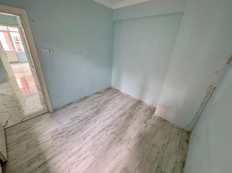 SAMSUN İLKADIM ÇİFTLİK MH. 2+1 3. KAT 95 M2 İÇİ YAPILI MASRAFSIZ KREDİYE UYGUN FIRSAT DAİRE..