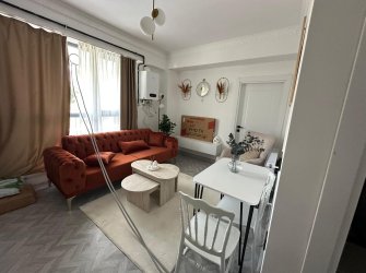 SAMSUN ATAKUM ÇAKIRLAR MAH 1+1 YÜKSEK GİRİŞ 50m2 EŞYALI KREDİYE UYGUN KOMBİ TAKILI OTOPARKLI SIFIR DAİRE