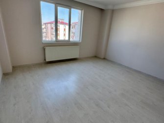 SAMSUN İLKADIM KAVACIK MH. 3+1 156 M2 2. KAT EBEVEYN BANYOLU CAM BALKONLARI TAKILI CADDEYE CEPHE SATILIK DAİRE..