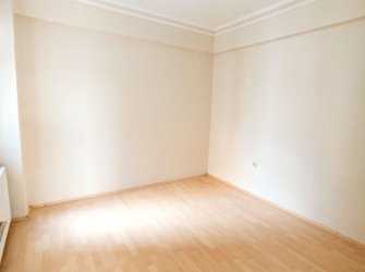 SAMSUN İLKADIM ÇİFTLİK MAH. 2+1 2.KAT DOĞALGAZLI BALKONLU MERKEZİ KONUMDA KREDİYE UYGUN FIRSAT DAİRE.. 