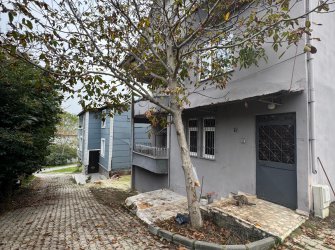 SAMSUN ATAKUM BEYPINAR MH. 311 M2 ARSA ÜZERİNDE KURULU 2 KATLI SATILIK BAHÇELİ MÜSTAKİL BİNA.. 