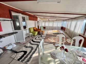 SAMSUN İLKADIM KIŞLA MH. 2+1 4. KAT 160 M2 İKİ BÜYÜK KAPALI TERASLI KAT MÜLKİYETLİ 15 YILLIK ACİL SATILIK FIRSAT DAİRE.. 