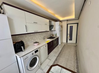 SAMSUN İLKADIM KAVACIK MH. 3+1 2. KAT 130 M2 EBEVEYN BANYOLU ASANSÖRLÜ 4 YILLIK FIRSAT DAİRE..