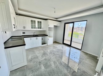 SAMSUN İLKADIM DEREBAHÇE MH. 3+1 170 M2 GİYİNME ODALI ATASAMA YAKIN FIRSAT DAİRE