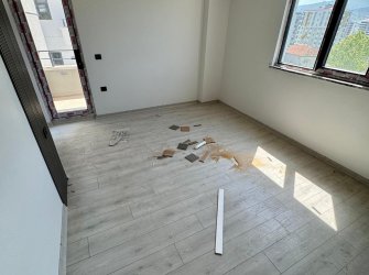 SAMSUN İLKADIM KIŞLA MH. 3+1 1. KAT 140 M2 EBEVEYN BANYOLU YERDEN ISITMA SIFIR FIRSAT DAİRELER..