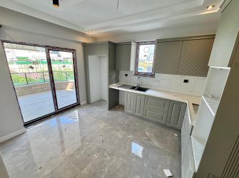 SAMSUN İLKADIM KIŞLA MH. 3+1 1. KAT 140 M2 EBEVEYN BANYOLU YERDEN ISITMA SIFIR FIRSAT DAİRELER..