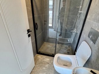 SAMSUN İLKADIM KIŞLA MH. 3+1 1. KAT 140 M2 EBEVEYN BANYOLU YERDEN ISITMA SIFIR FIRSAT DAİRELER..