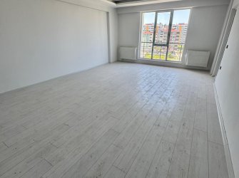 SAMSUN İLKADIM KIŞLA MH. 3+1 8. KAT 155 M2 EBEVEYN BANYOLU POLATLI BULVARINA CEPHE CAM BALKONLARI TAKILI FIRSAT DAİRE.