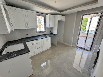 SAMSUN İLKADIM KALKANCI MH. 3+1 4. KAT 140 M2 EBEVEYN BANYOLU GİYİNME ODALI BÜYÜK BALKONLU SIFIR FIRSAT DAİRE..