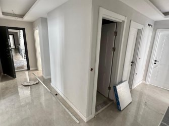 SAMSUN İLKADIM KALKANCI MH. 3+1 4. KAT 140 M2 EBEVEYN BANYOLU GİYİNME ODALI BÜYÜK BALKONLU SIFIR FIRSAT DAİRE..