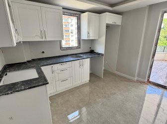 SAMSUN İLKADIM KALKANCI MH. 3+1 2. KAT 140 M2 EBEVEYN BANYOLU GİYİNME ODALI SIFIR FIRSAT DAİRE..