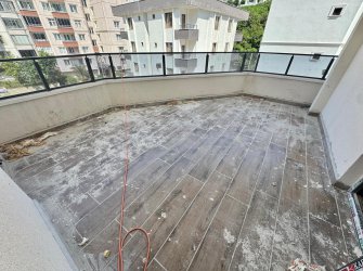SAMSUN İLKADIM KALKANCI MH. 3+1 4. KAT 140 M2 EBEVEYN BANYOLU GİYİNME ODALI BÜYÜK BALKONLU SIFIR FIRSAT DAİRE..