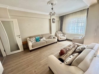 SAMSUN İLKADIM ÇİFTLİK MH. 3+1 125 M2 1. KAT MERKEZİ KONUMDA KREDİYE UYGUN EŞYALI FIRSAT DAİRE