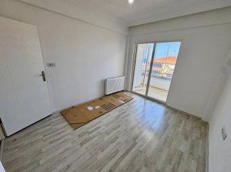 SAMSUN ATAKUM İSTİKLAL MH. 3+1 9. KAT 150 M2 FULL DENİZ MANZARALI ÇİFT ASANSÖRLÜ CAM BALKONLARI TAKILI SİTE İÇİ KREDİYE UYGUN FIRSAT DAİRE..