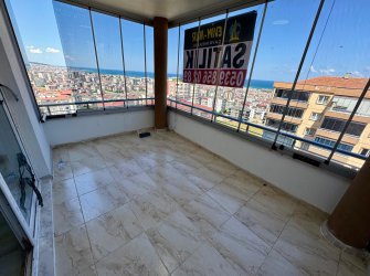 SAMSUN ATAKUM İSTİKLAL MH. 3+1 9. KAT 150 M2 FULL DENİZ MANZARALI ÇİFT ASANSÖRLÜ CAM BALKONLARI TAKILI SİTE İÇİ KREDİYE UYGUN FIRSAT DAİRE..