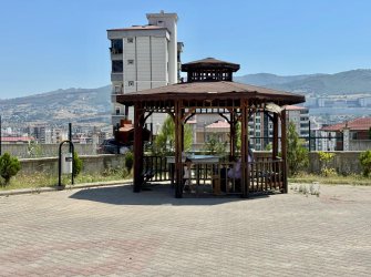 SAMSUN İLKADIM TEPECİK MH. 3+1 150 M2 10. KAT EBEVEYN BANYOLU ÇOCUK OYUN PARKLI KAMELYALI KREDİYE UYGUN FIRSAT DAİRE..