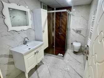 SAMSUN İLKADIM TEPECİK MH. 3+1 165 M2 1. KAT EBEVEYN BANYOLU GİYİNME ODALI TEPE TOWERS SİTESİNDE CAM BALKONLU HAVUZLU GÜVENLİKLİ SİTE İÇİ SATILIK LÜKS DAİRE..