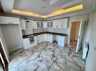 SAMSUN İLKADIM TEPECİK MH. 3+1 165 M2 1. KAT EBEVEYN BANYOLU GİYİNME ODALI TEPE TOWERS SİTESİNDE CAM BALKONLU HAVUZLU GÜVENLİKLİ SİTE İÇİ SATILIK LÜKS DAİRE..