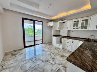 SAMSUN İLKADIM TEPECİK MH. 3+1 165 M2 1. KAT EBEVEYN BANYOLU GİYİNME ODALI TEPE TOWERS SİTESİNDE CAM BALKONLU HAVUZLU GÜVENLİKLİ SİTE İÇİ SATILIK LÜKS DAİRE..