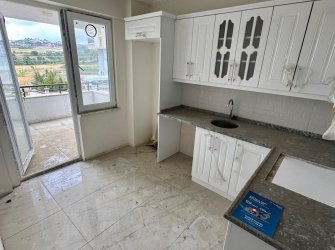 SAMSUN İLKADIM TEPECİK MH. 3+1 125 M2 2. KAT EBEVEYN BANYOLU OTOPARKLI KREDİYE UYGUN FIRSAT DAİRE..