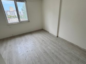 SAMSUN İLKADIM TEPECİK MH. 3+1 125 M2 2. KAT EBEVEYN BANYOLU OTOPARKLI KREDİYE UYGUN FIRSAT DAİRE..